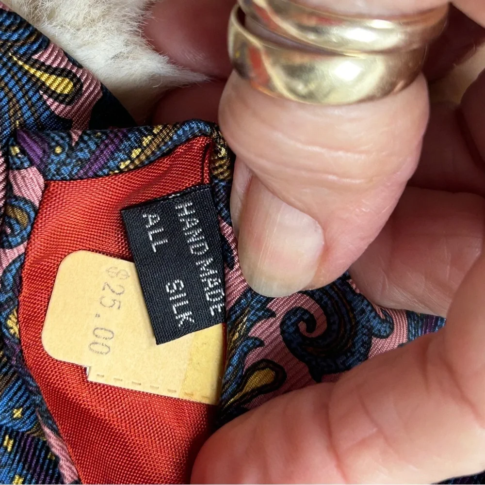 Gucci Pink and Blue Paisley‎ Silk Tie